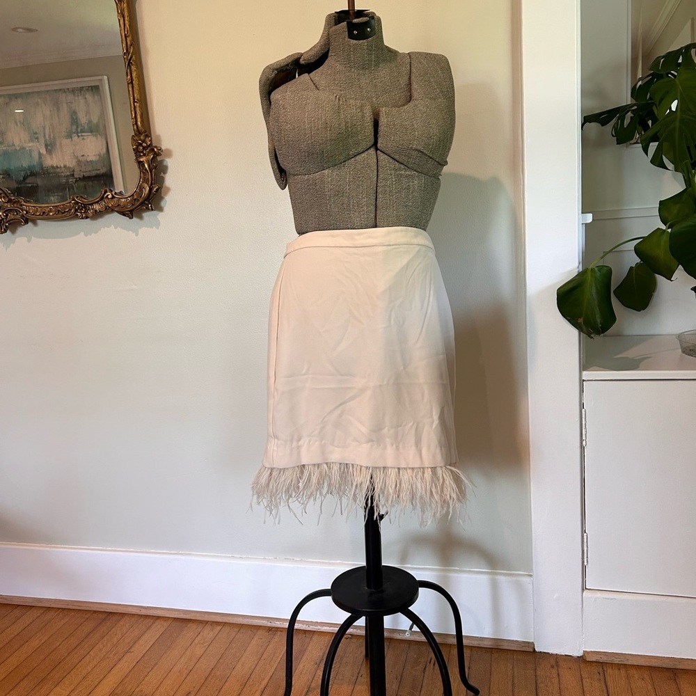 Ann Taylor Cream Mini Pencil Skirt with Ruffled Detail